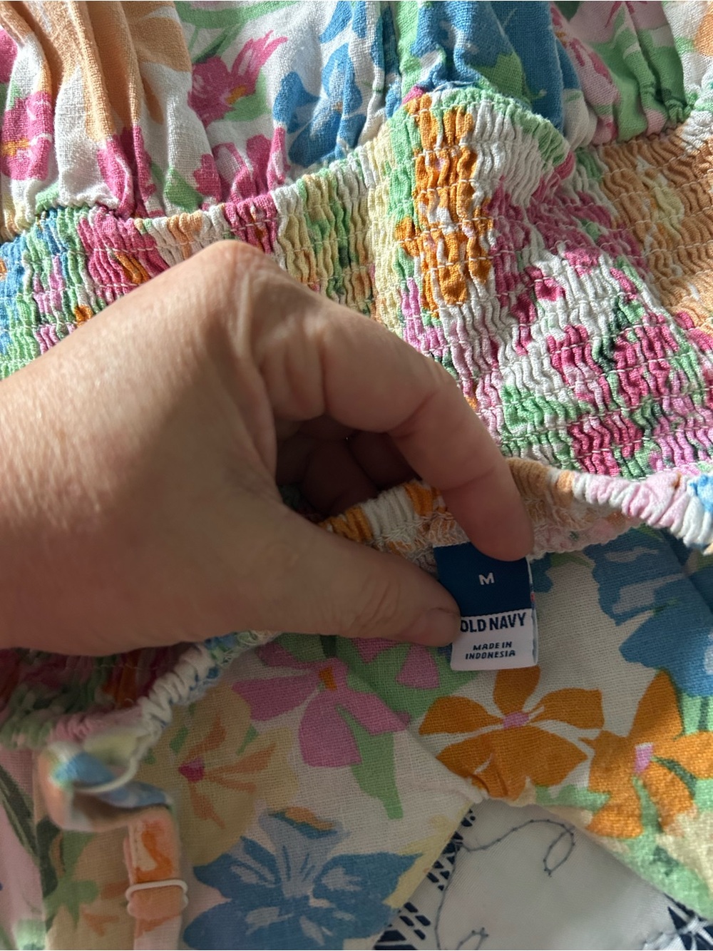Old Navy Pastel Floral Smocked Sundress - Picture 4 of 4